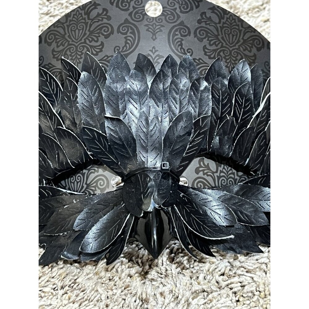 New ~ Grandinroad Black  Masquerade Mask, Crow ~ Halloween - Picture 2 of 4